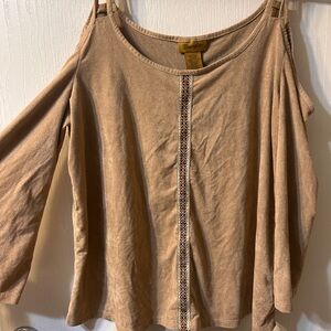 Wrangler Tan Blouse with Embroidered Accent